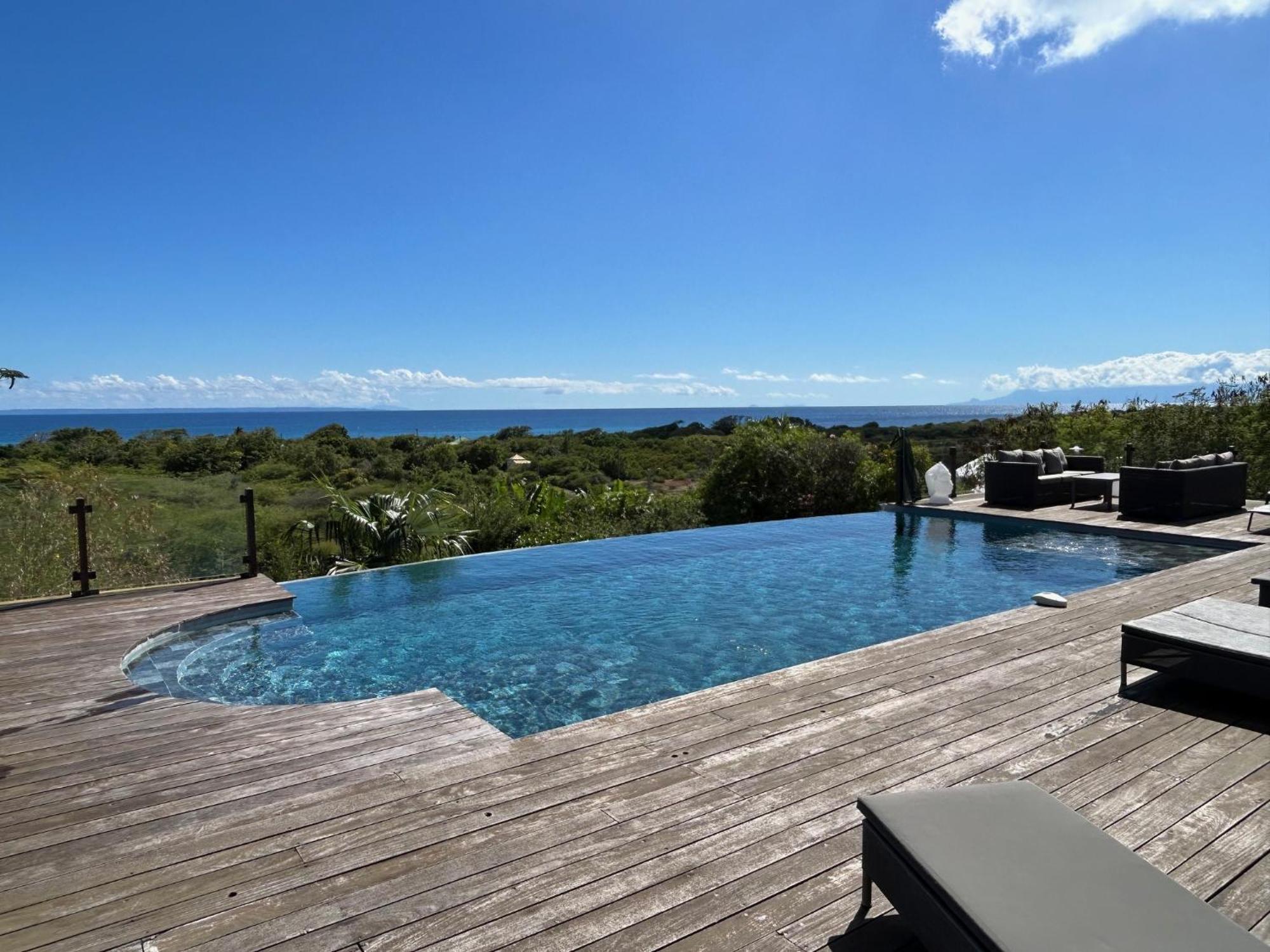 Villa Deluxe L'Hacienda Villa Vue Mer 180 Piscine Jacuzzi Proche Plage Marina Golf Pointe Des Chateaux Et Casino Jardin Clos Voyage Durable Saint-Francois  Exterior foto